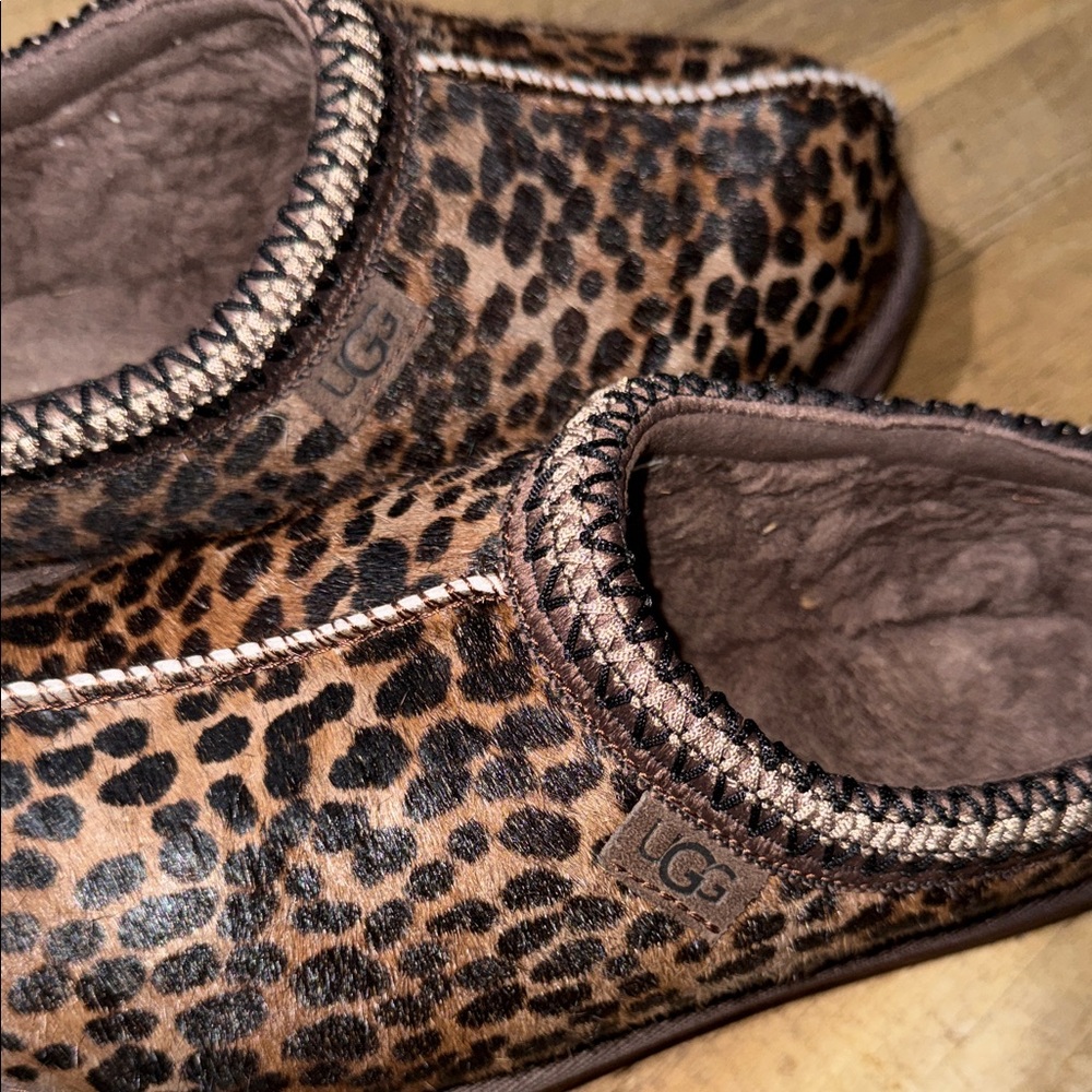 UGG Tazz Caspian "Leopard" Women's Slipper sz 8 - Picture 2 of 7